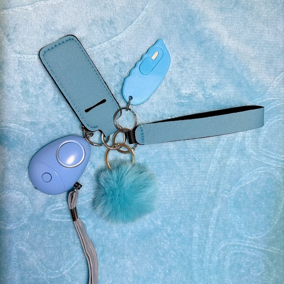 Keychain!!! Emergency basic self defense kit!!! - Picture 5 of 9